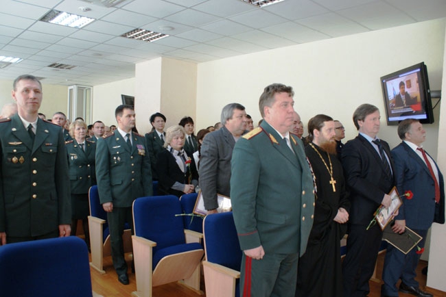 Саратовские наркополицейские отметили профессиональный праздник