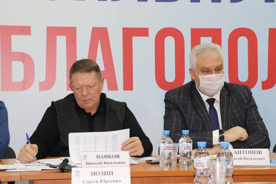 У программы ремонта дорог в селах Саратовской области разные подходы