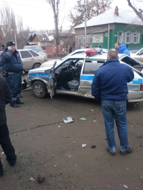 ДТП на Симбирской. Хозяину разрушенного дома помешали разобраться с водителем