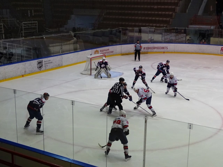 «Кристалл» победно завершил домашнюю часть года