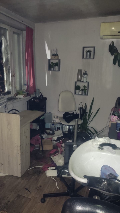 В Аткарске мужчина поджег парикмахерскую. Четыре женщины госпитализированы