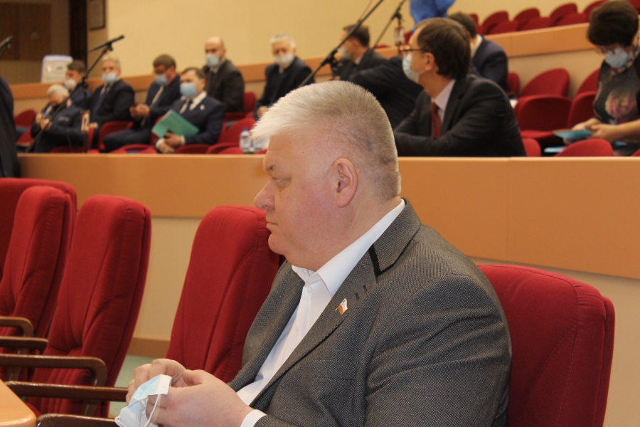 Дефицит бюджета Саратовской области удалось сократить почти на 10 млрд рублей