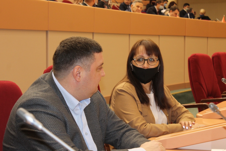 Дефицит бюджета Саратовской области удалось сократить почти на 10 млрд рублей