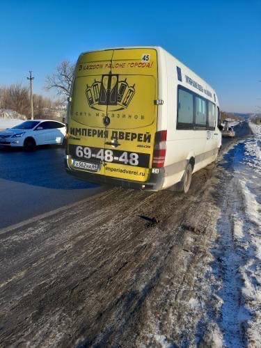 Саратовцы жалуются на отказ водителя маршрутки №45 включать печку