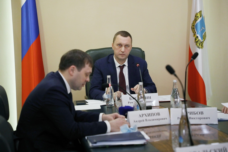 Бусаргин: Ненормально, когда председатель правительства становится прорабом на стройке