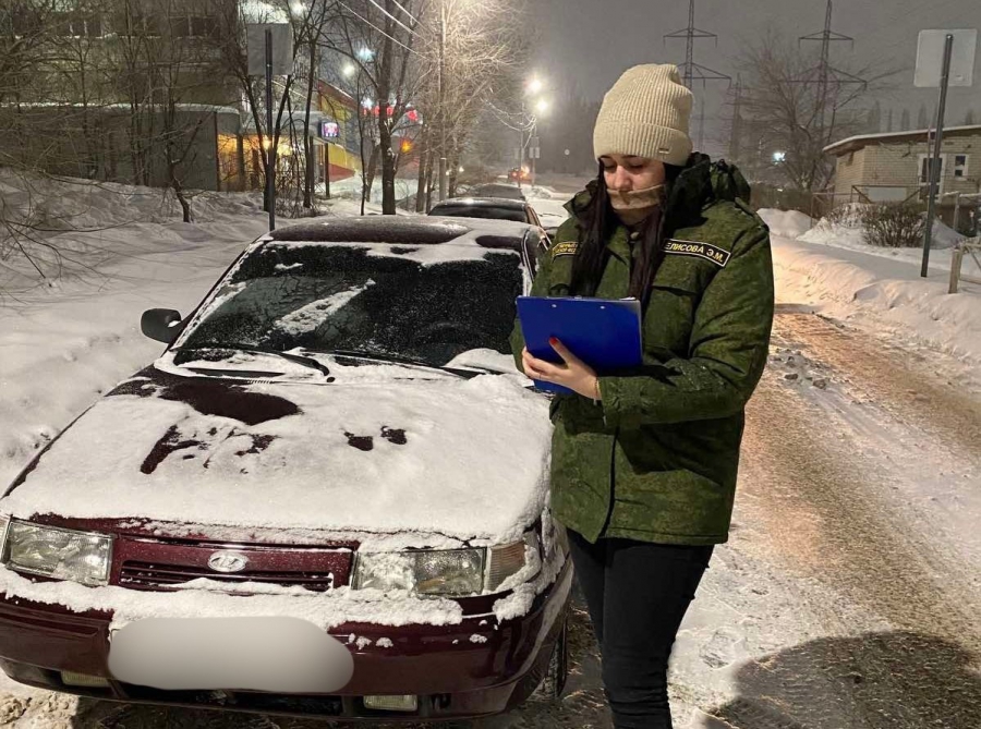 На Перспективной в припаркованном «ВАЗе» нашли труп мужчины