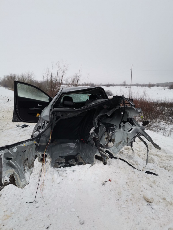 Под Марксом ребенок погиб в ДТП, еще 4 человека ранены