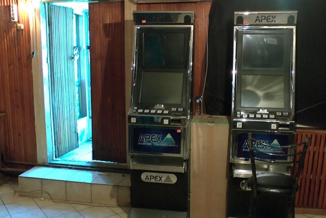 На Провиантской обнаружено казино с 20 игровыми автоматами