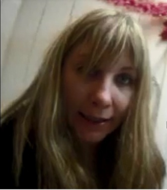 Девушку объявили в розыск за оскорбление полицейского