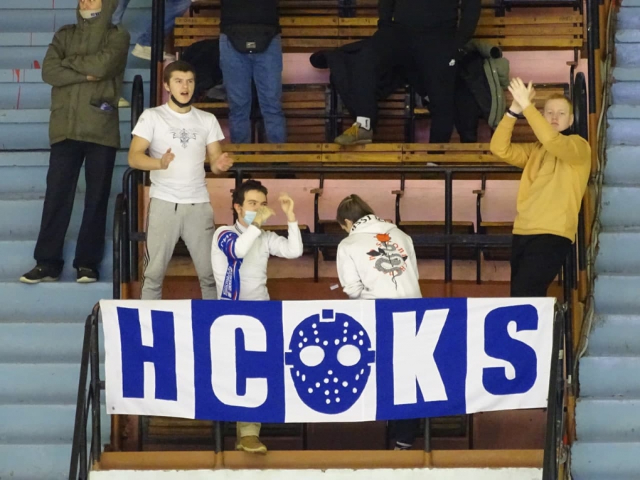 Саратовские хоккеисты выиграли «выездной» форс-мажорный матч у одного из лидеров