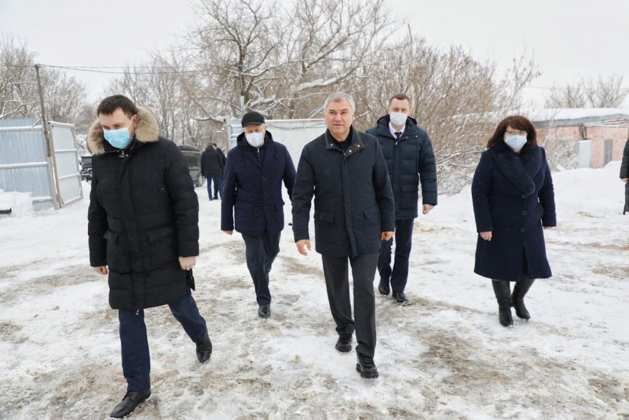 Володин - региональным чиновникам: «По большому счету, одних надо к прокурору, а других – выгонять»