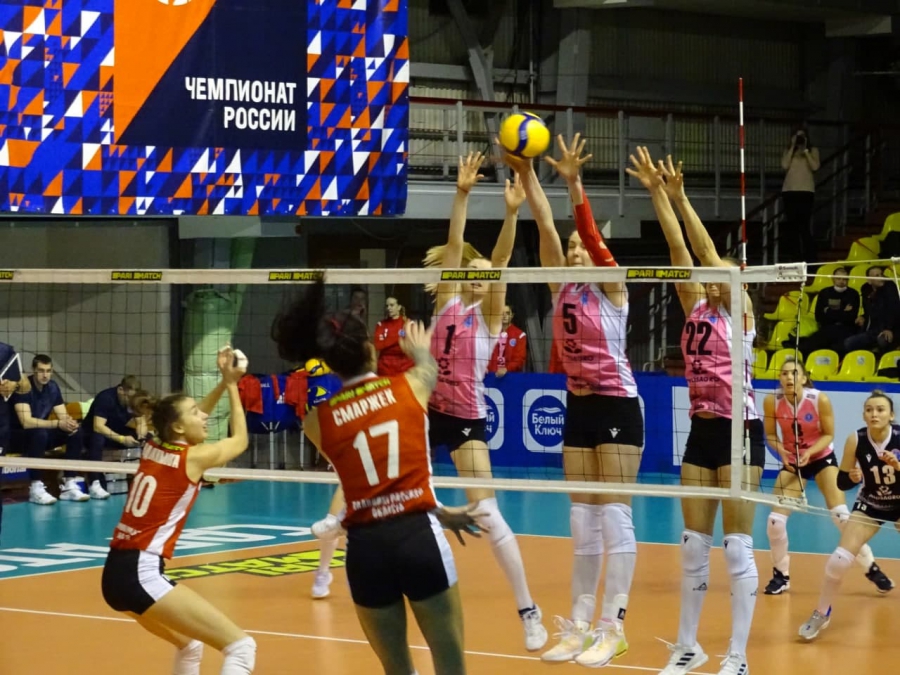 «Протон» выиграл партию у чемпионок России