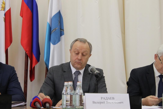 Градоначальник посоветовал подчиненным не заводить речь о деньгах