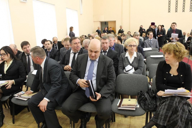 Градоначальник посоветовал подчиненным не заводить речь о деньгах