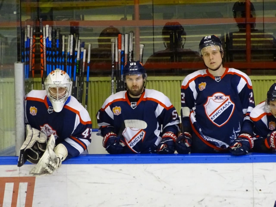 «Кристалл» отыграл три шайбы у конкурента и выиграл в овертайме