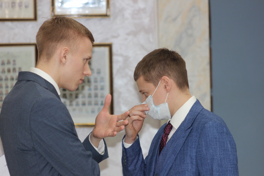 Руководство саратовской облдумы - молодым парламентариям: «Главное - не потерять голову»