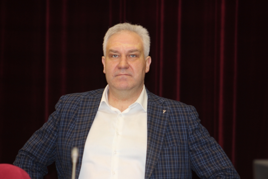 Руководство саратовской облдумы - молодым парламентариям: «Главное - не потерять голову»