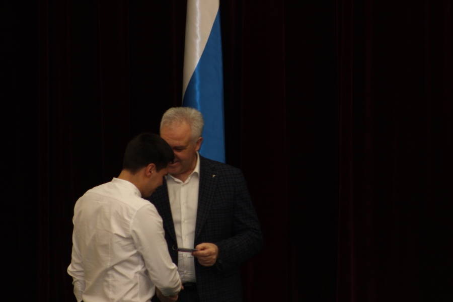 Руководство саратовской облдумы - молодым парламентариям: «Главное - не потерять голову»