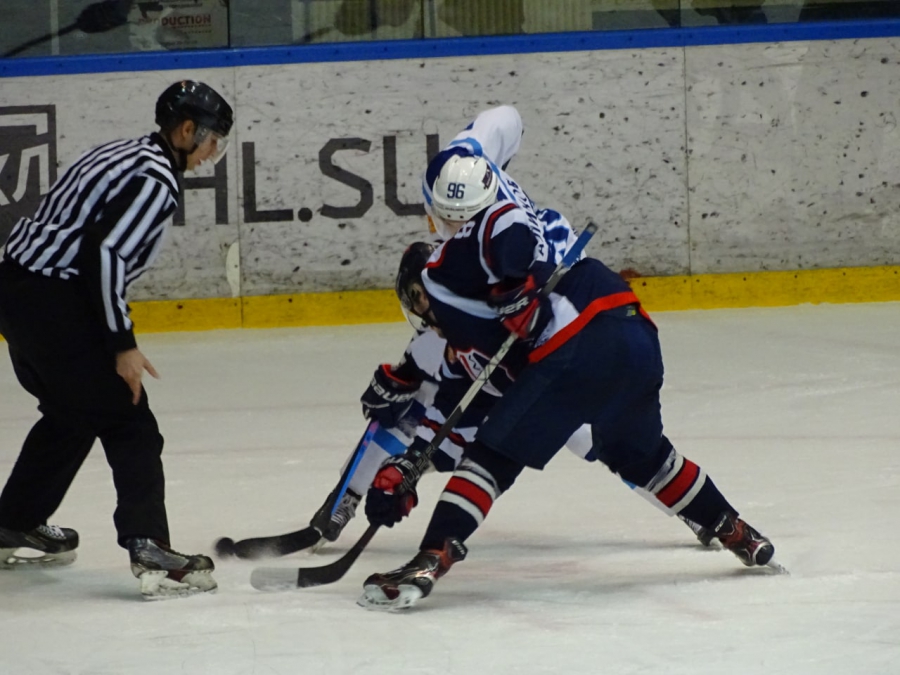 Хоккеисты проиграли первый в истории домашний матч Кубка Регионов