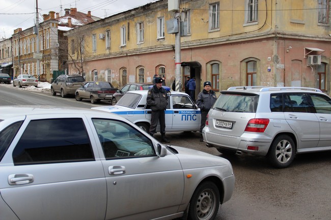 В центре Саратова три человека погибли из-за утечки газа