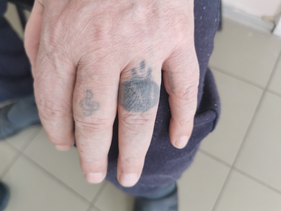 В Саратове полиция выясняет личность госпитализированного мужчины