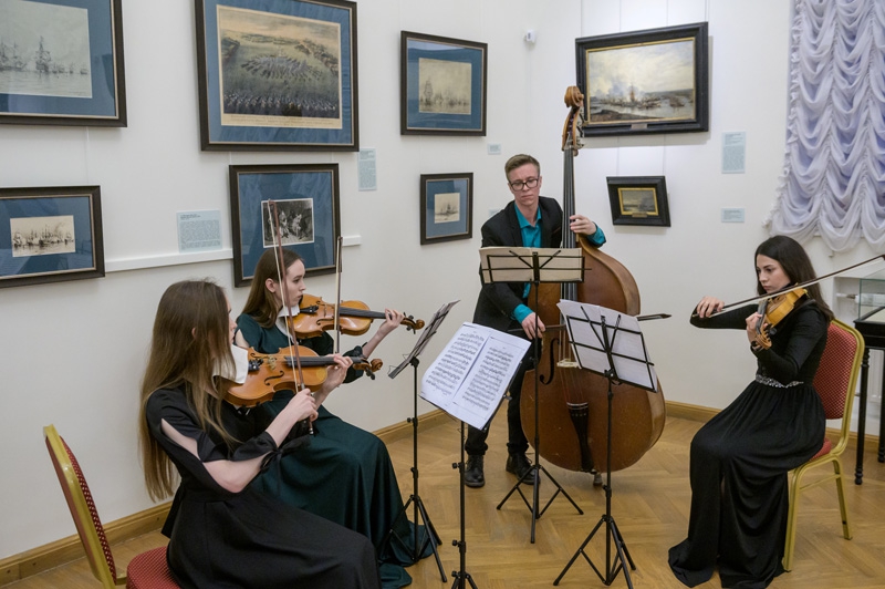 ООО «Газпром трансгаз Саратов» – соорганизатор выставки к юбилею Петра Великого