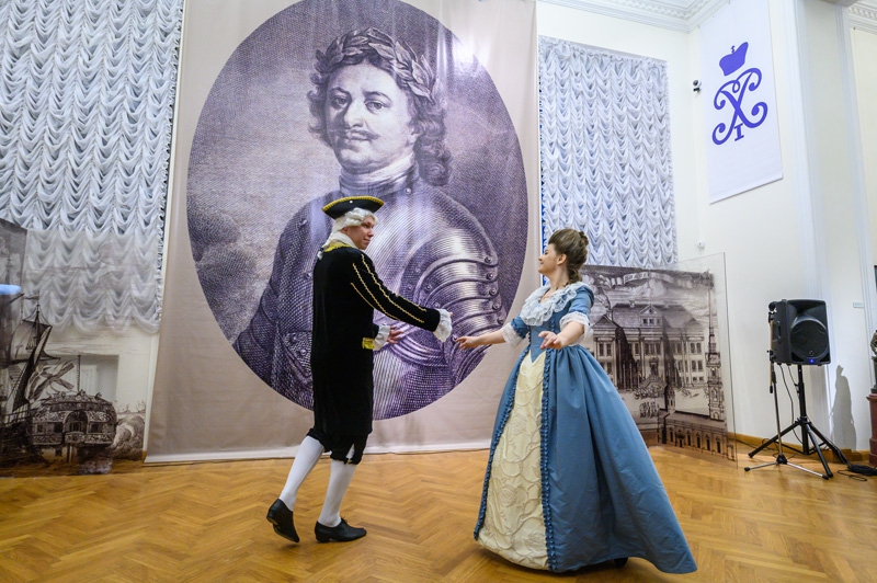 ООО «Газпром трансгаз Саратов» – соорганизатор выставки к юбилею Петра Великого