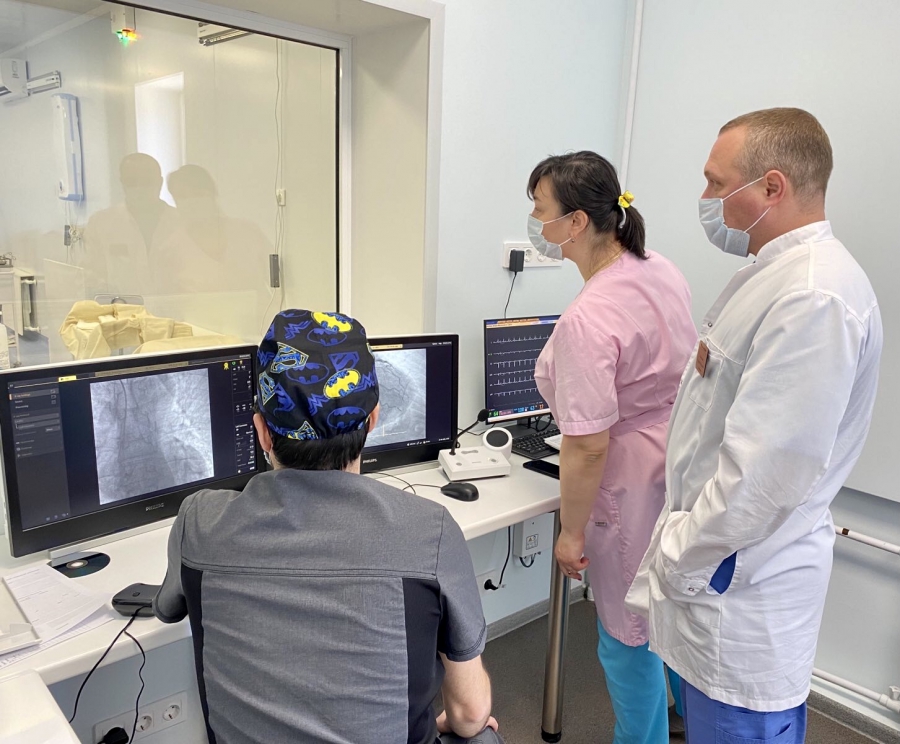 В 8-й городской больнице заработало новое отделение рентгенохирургических методов лечения пациентов с инфарктом