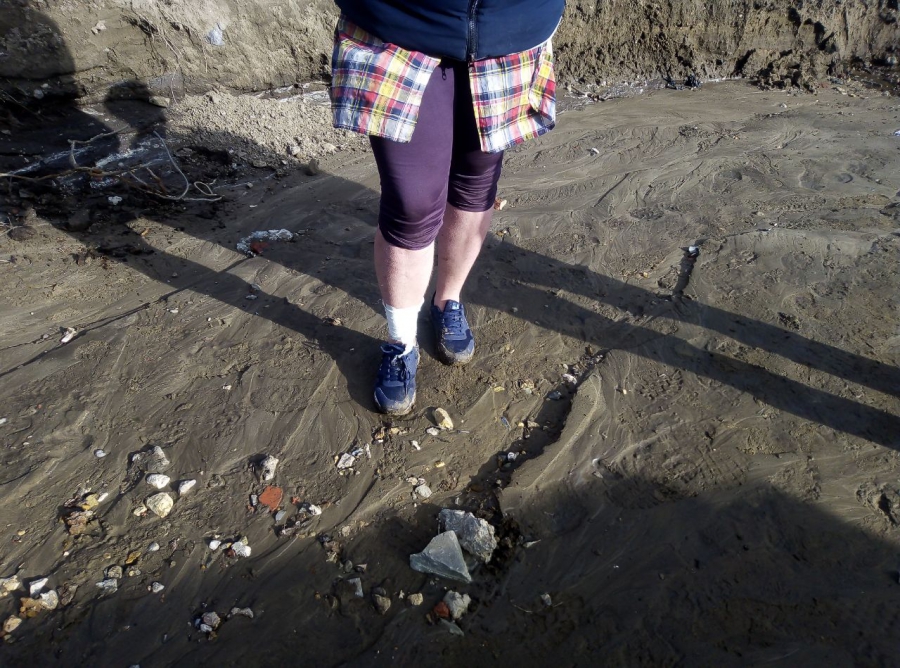 В Саратове потоки горячей воды разрушили улицу, пострадали люди и дома