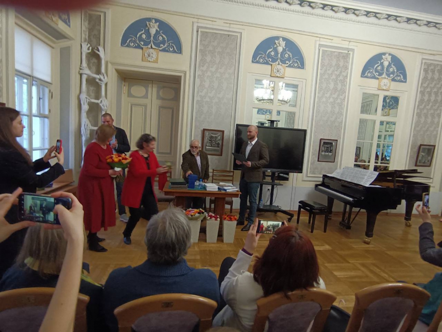 Алексея Наумова наградили премией имени Алексея Комеча