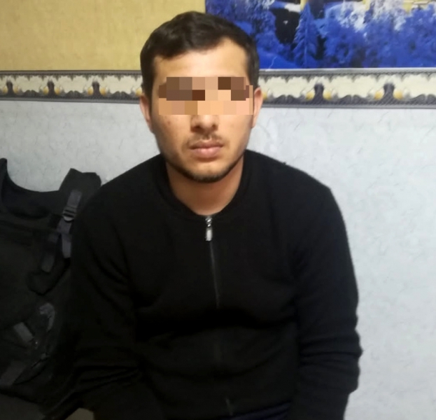 «Авторитета» из Маркса задержали за вымогательство денег у клиентов путан