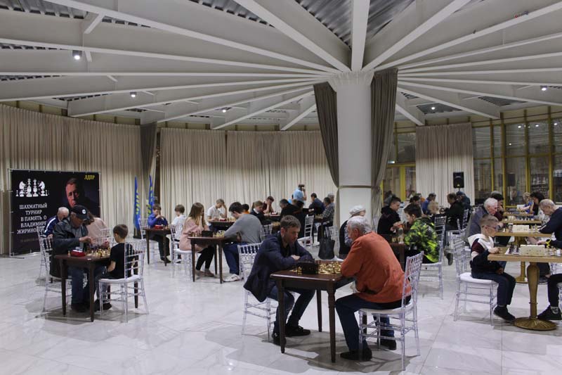 В Саратове прошёл Шахматный турнир в память о Владимире Жириновском