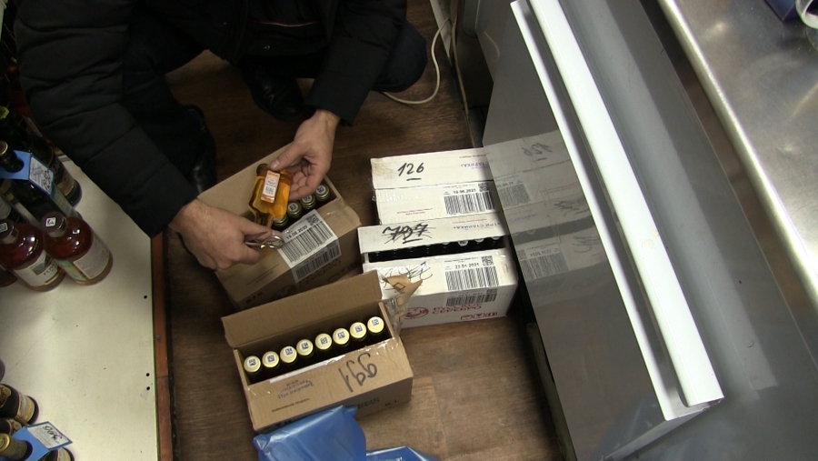 В Саратове будут судить группу сбытчиков «паленого» алкоголя и табака