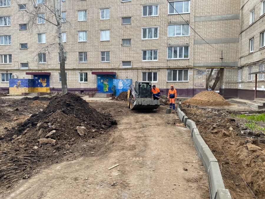 В Саратовской области благоустроят 86 дворовых и 127 общественных территорий