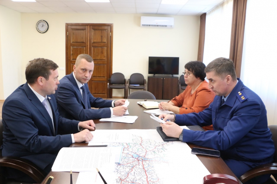 Бусаргин: Попытки изменить промышленный статус полиграфкомбината будут пресекаться