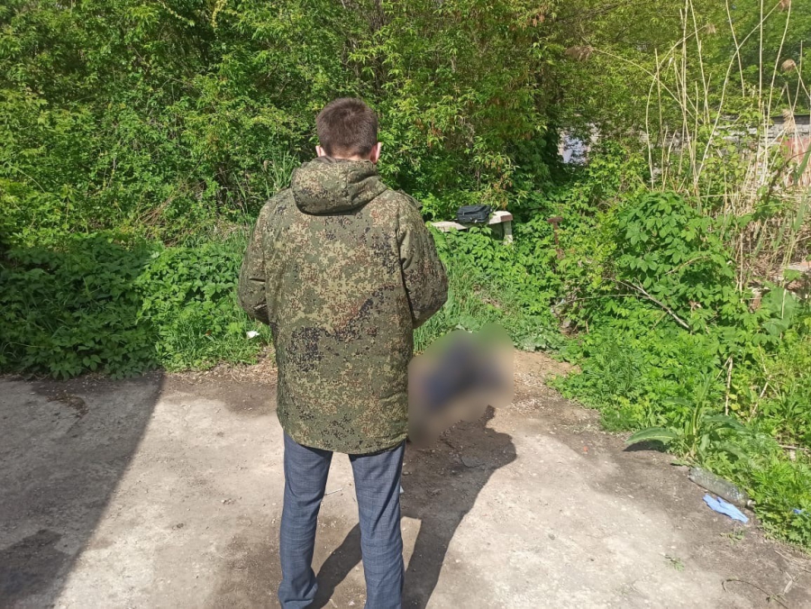 В гаражах на ВСО обнаружили труп неизвестного мужчины