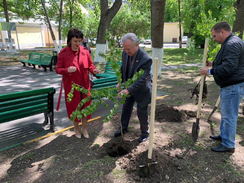 Лидер профсоюза медиков высоко оценил взаимодействие первой городской больницы Саратова с общественностью и профсоюзом