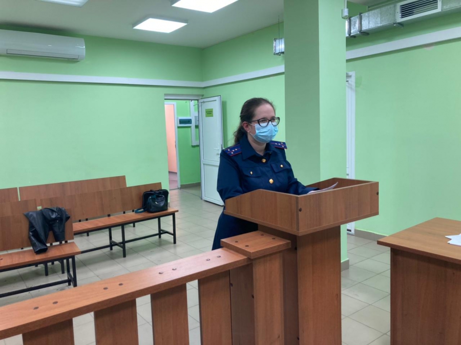 Саратовец жестоко избил жену и выгнал умирать на улицу. Ожидается суд