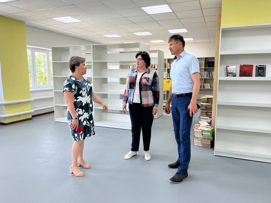 Под Саратовом детскую библиотеку решили оформить в «зловещем» стиле