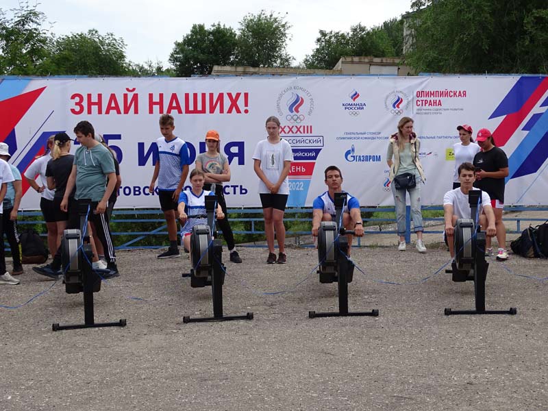 В Энгельсе Всероссийский олимпийский день провели на каяках и «Драконах»