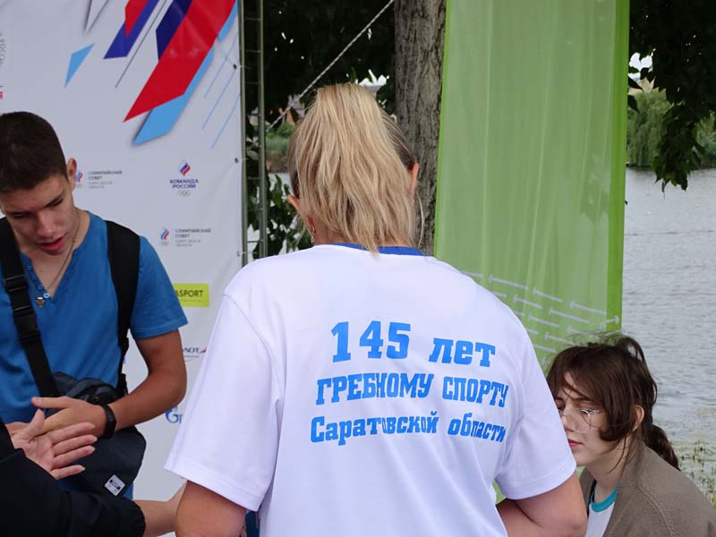 В Энгельсе Всероссийский олимпийский день провели на каяках и «Драконах»