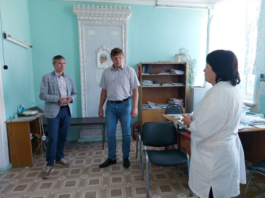 Депутат Рогожин обещал разобраться с плохим содержанием водопровода в Алексеевке