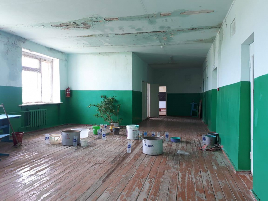 Омбудсменам пожаловались на разрушающуюся школу в Мунино и снос домов без документов