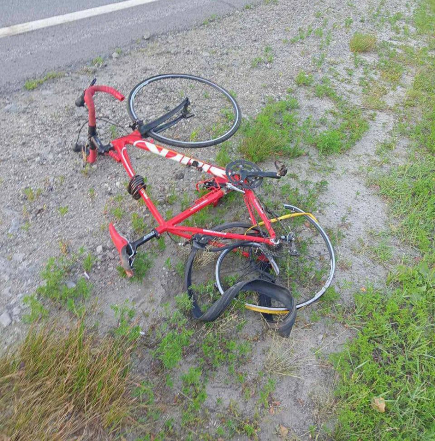 Под Балашовом фура насмерть задавила велосипедистку