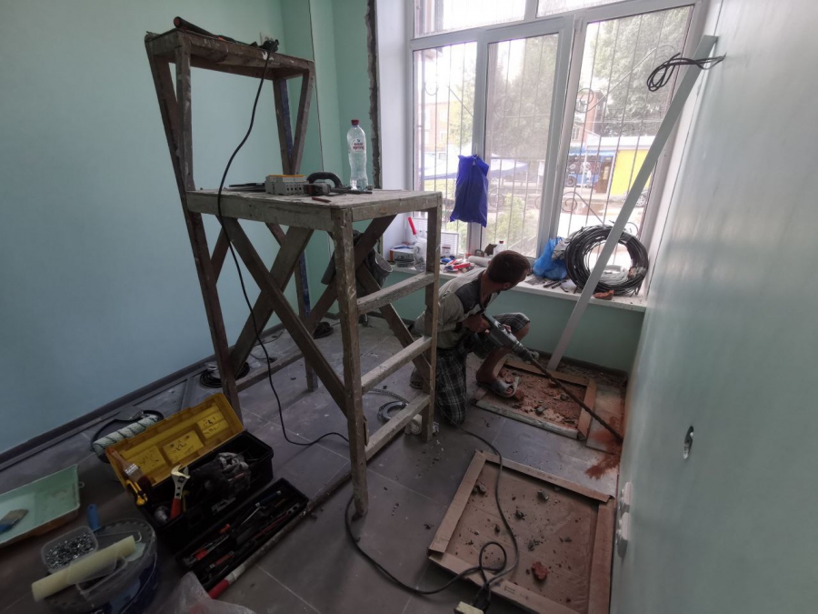 В энгельсской поликлинике №3 устанавливают новый флюорограф