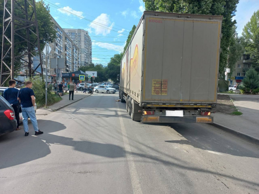 Возле «Оранжевого» грузовик насмерть задавил женщину-пешехода