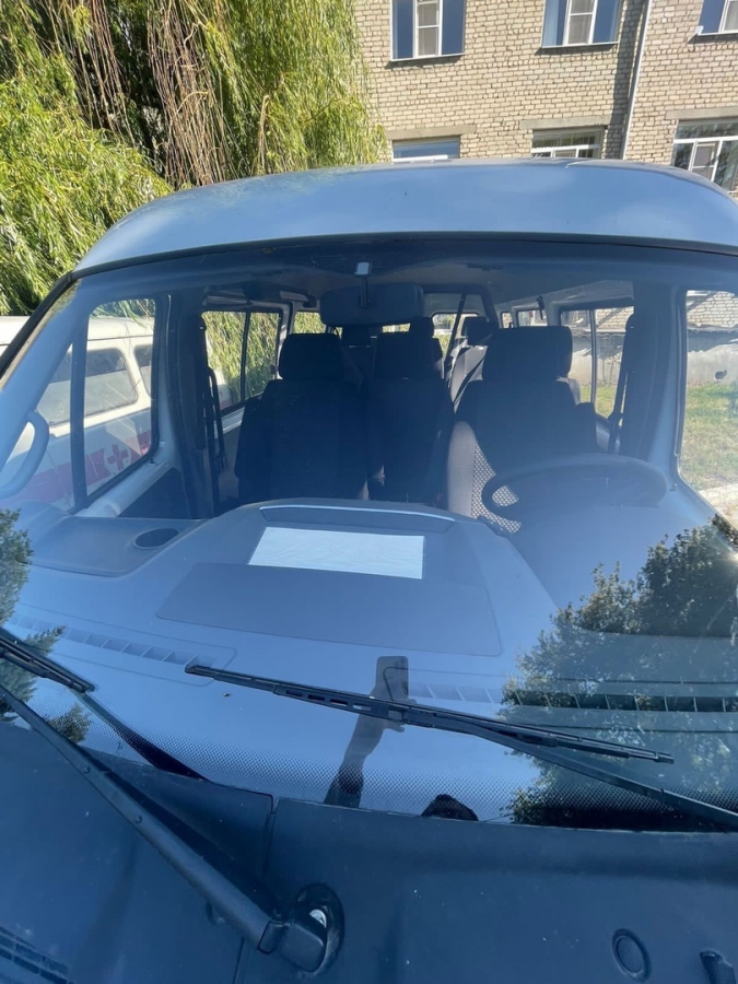 В Турковском районе больница получила новый автомобиль с повышенной проходимостью