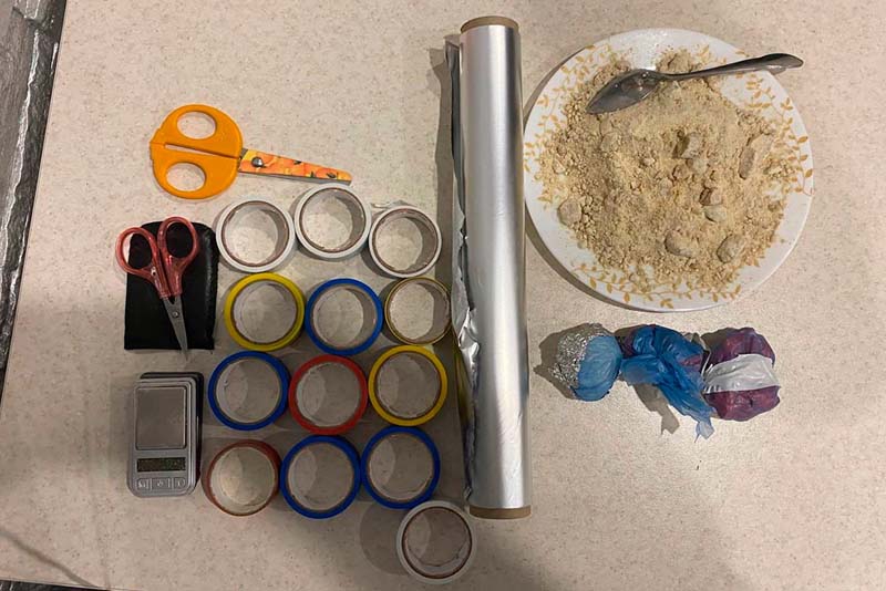 В Саратове задержали двух иностранных закладчиц наркотиков