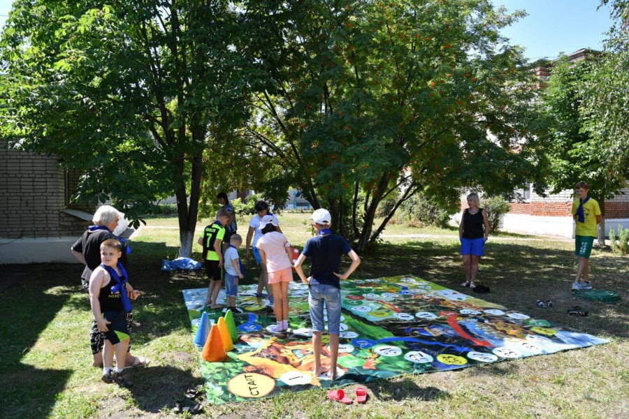 В саратовский оздоровительный центр прибыли 83 ребенка из ЛНР