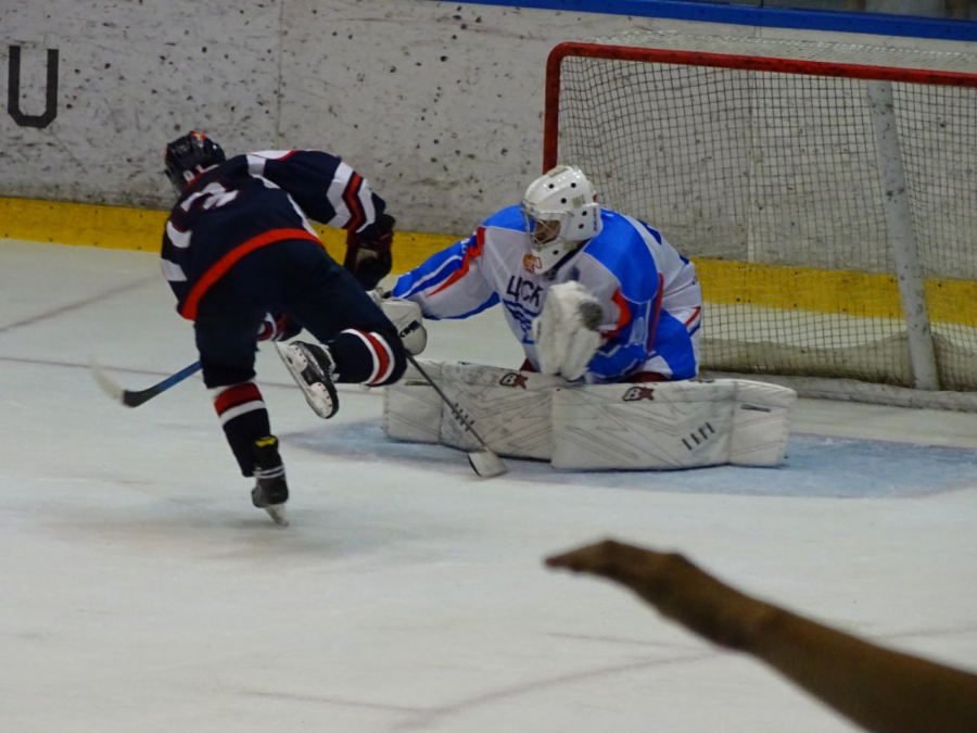 «Кристалл» выиграл первый домашний матч-2022/23